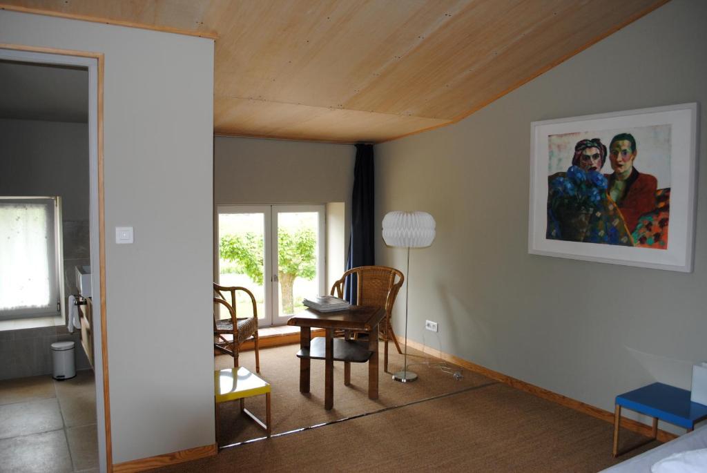 Les Foucauds Hotel Saint-Quentin-de-Caplong Eksteriør billede