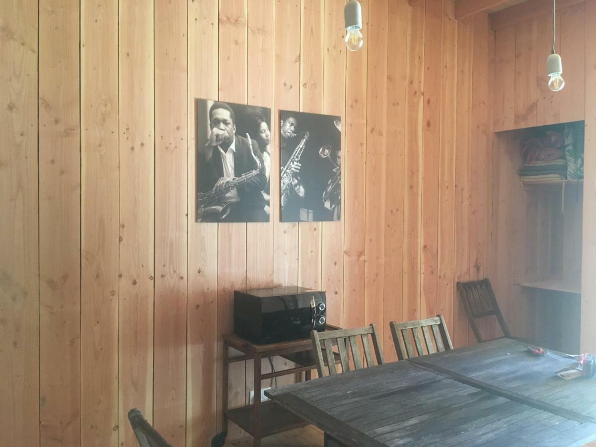 Les Foucauds Hotel Saint-Quentin-de-Caplong Eksteriør billede