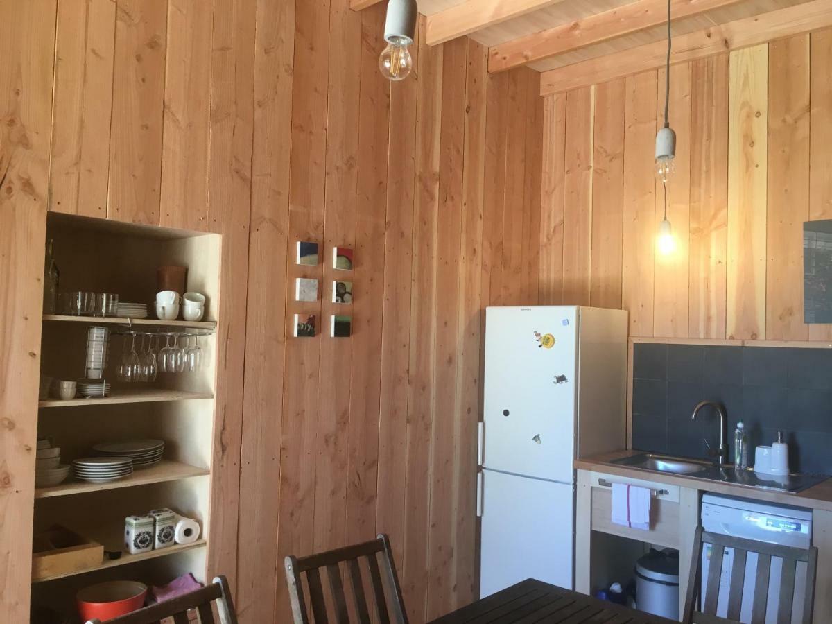Les Foucauds Hotel Saint-Quentin-de-Caplong Eksteriør billede